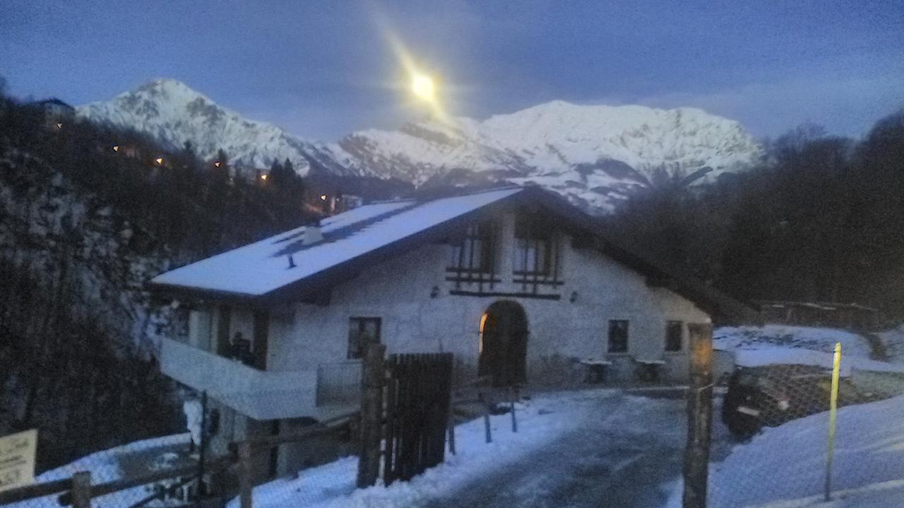 Agriturismo Cascina Cornella Cremeno Kültér fotó